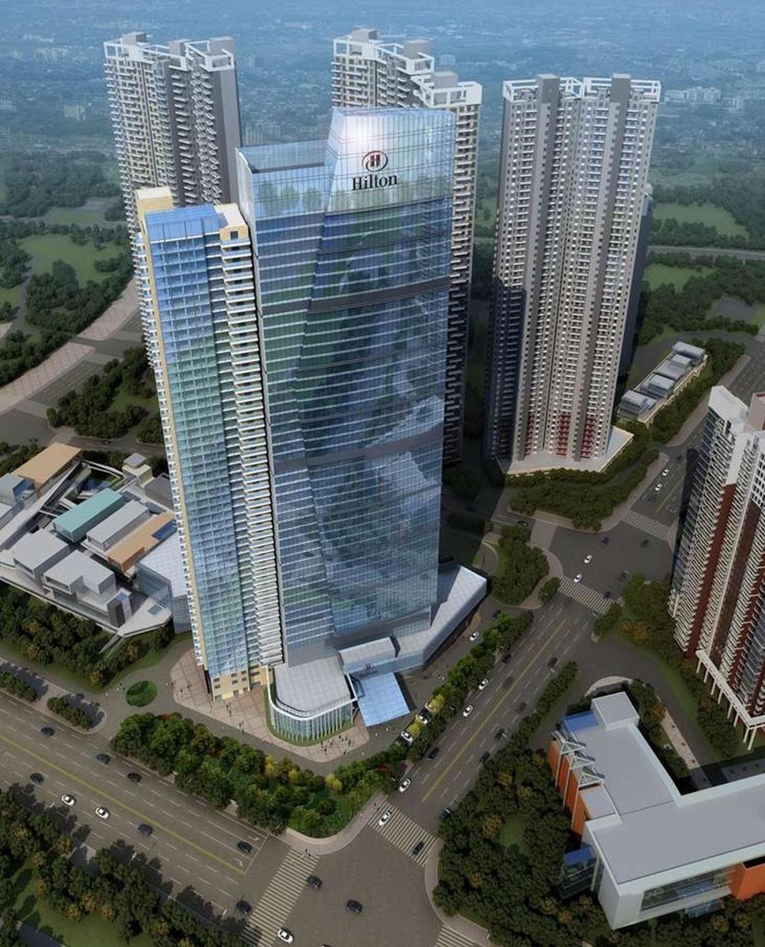 Hilton Wuhan Yangtze Riverside Экстерьер фото